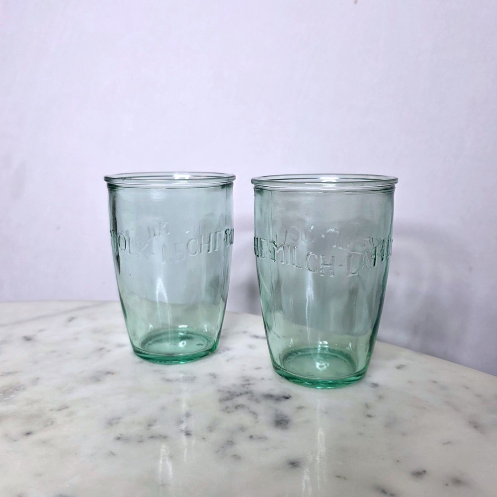 Amici Home Green Glass Milk Italy Embossed Leche Lait Milch Tumblers 12oz Set 2